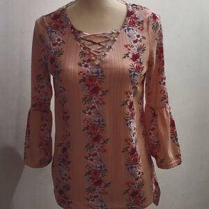 French Laundry Women's Sz S peach pink floral Boho top‎ lattice neck bell sleeve